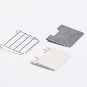 Metaal of plastic klepje